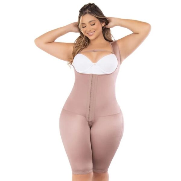 Faja postquirúrgica primera postura con control medio y efecto fit 360 Cocoa